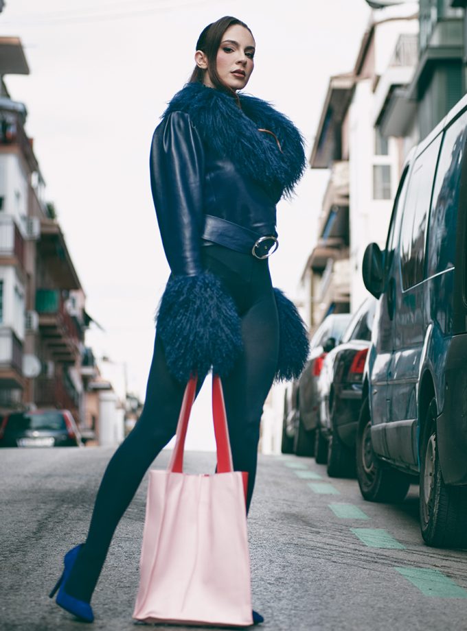 Chaqueta corta de cuero