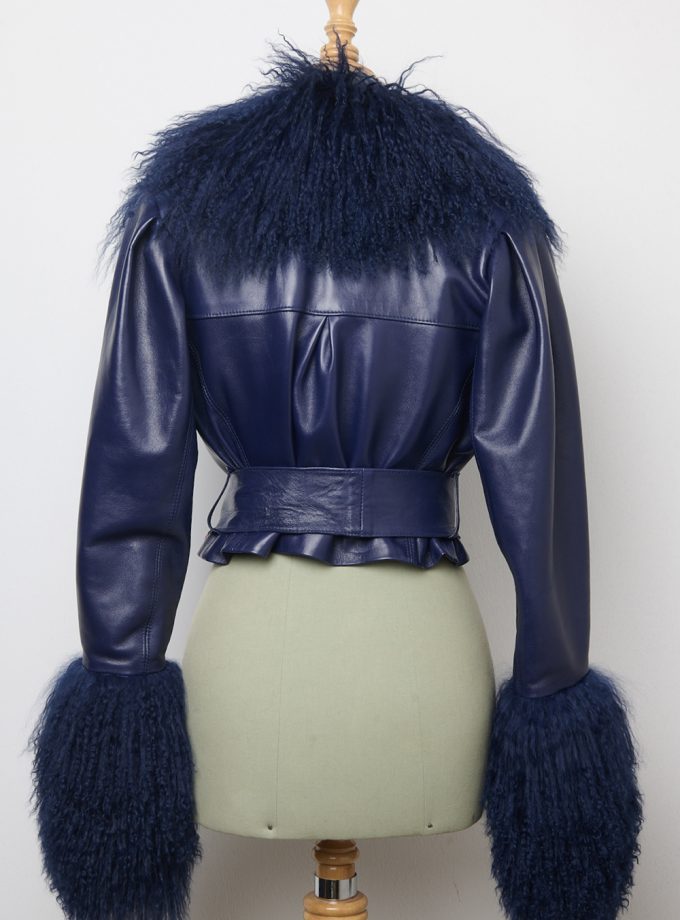 Chaqueta corta de cuero