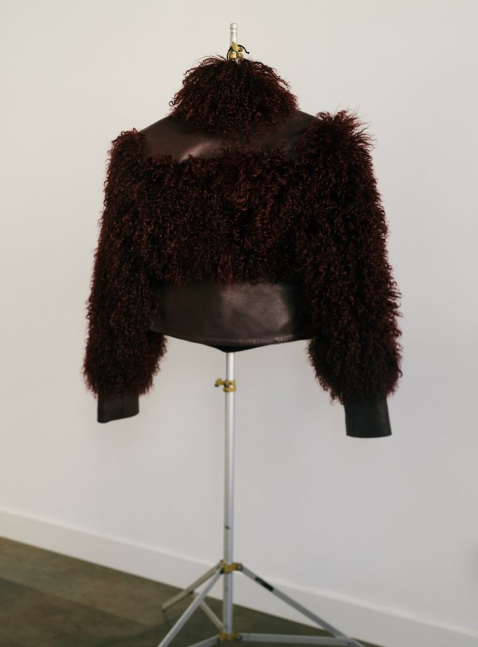 Chaqueta de pelo y cuero
